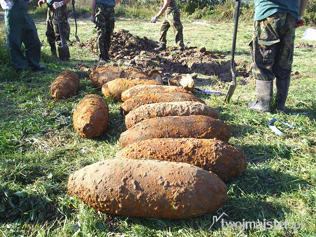 UXO Michał GLIJER - Rozminowanie terenu z materiałów wybuchowych