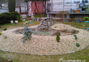 Eden - Ogrody Marzeń, kostka brukowa